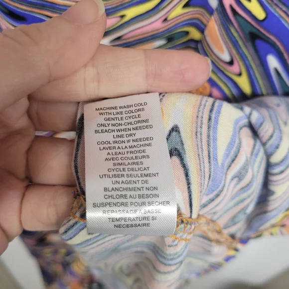 Modern Abstract Design Vibrant Men's Swirl Pattern Shirt Size Small - Picture 5 of 5